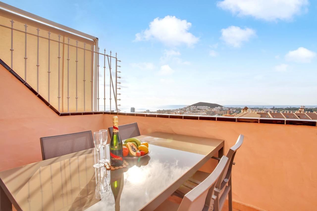 Top Floor, Sea View, Huge Terrace, Heated Pool, Garage Los Cristianos  Extérieur photo