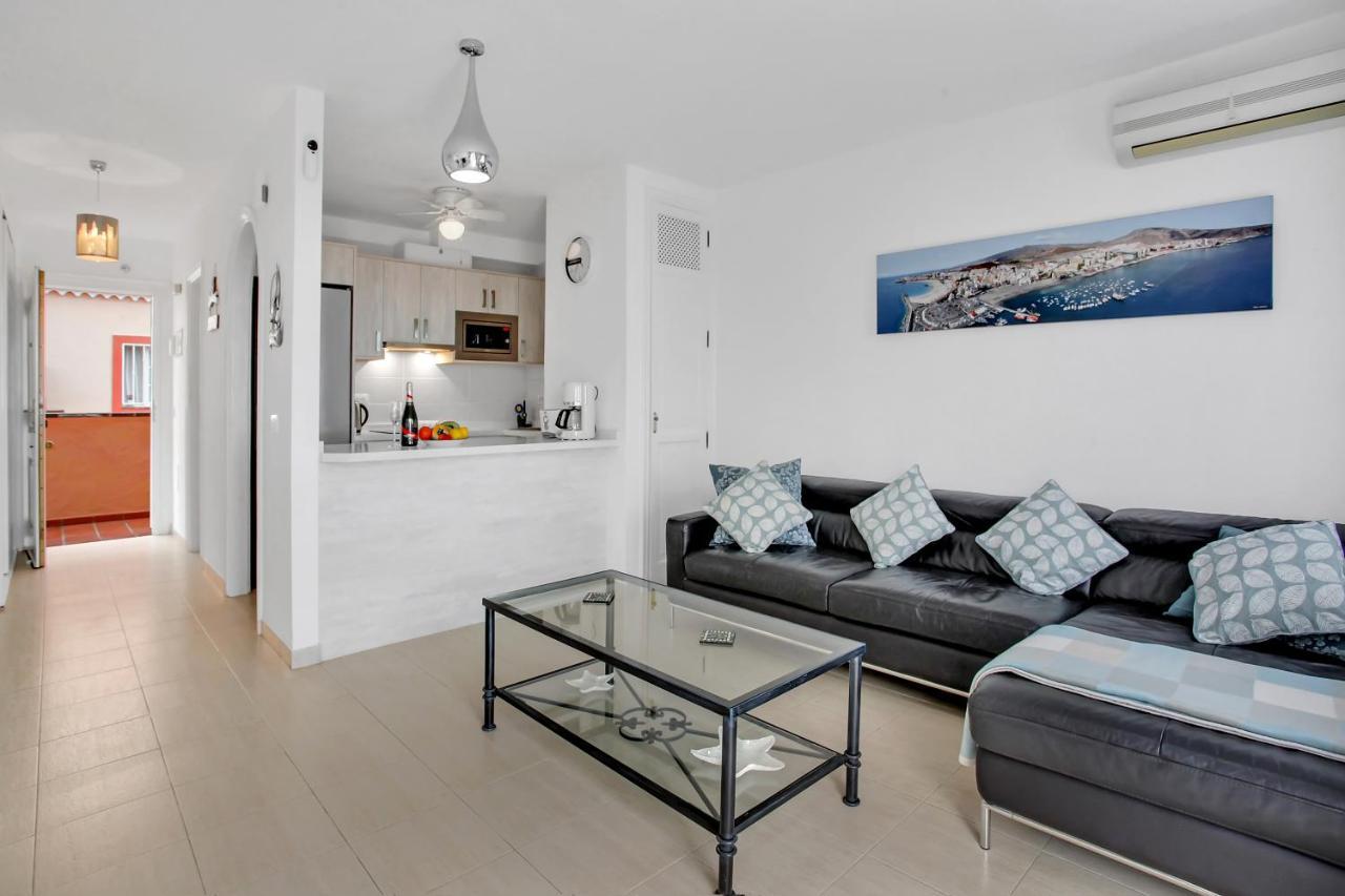 Top Floor, Sea View, Huge Terrace, Heated Pool, Garage Los Cristianos  Extérieur photo