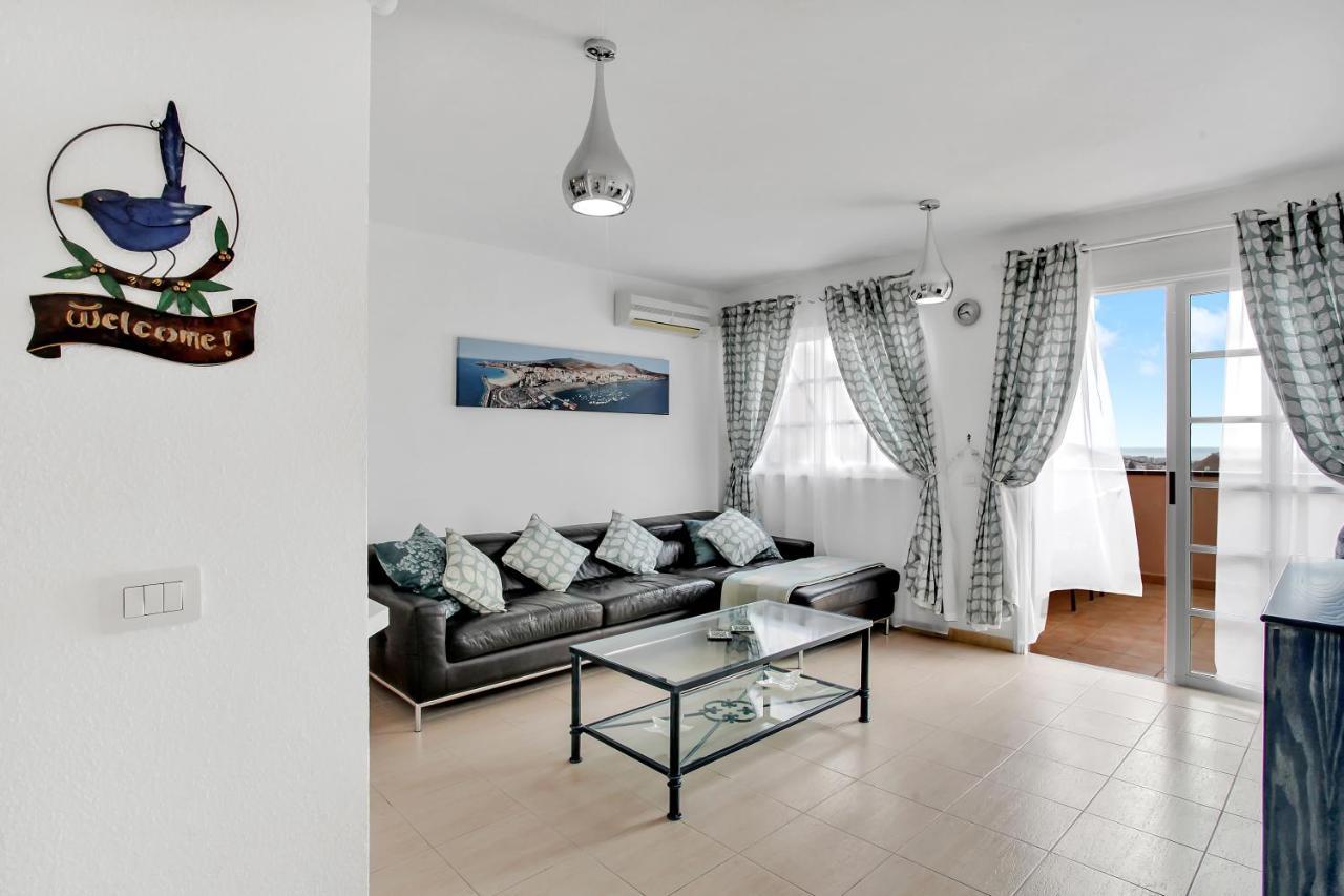 Top Floor, Sea View, Huge Terrace, Heated Pool, Garage Los Cristianos  Extérieur photo