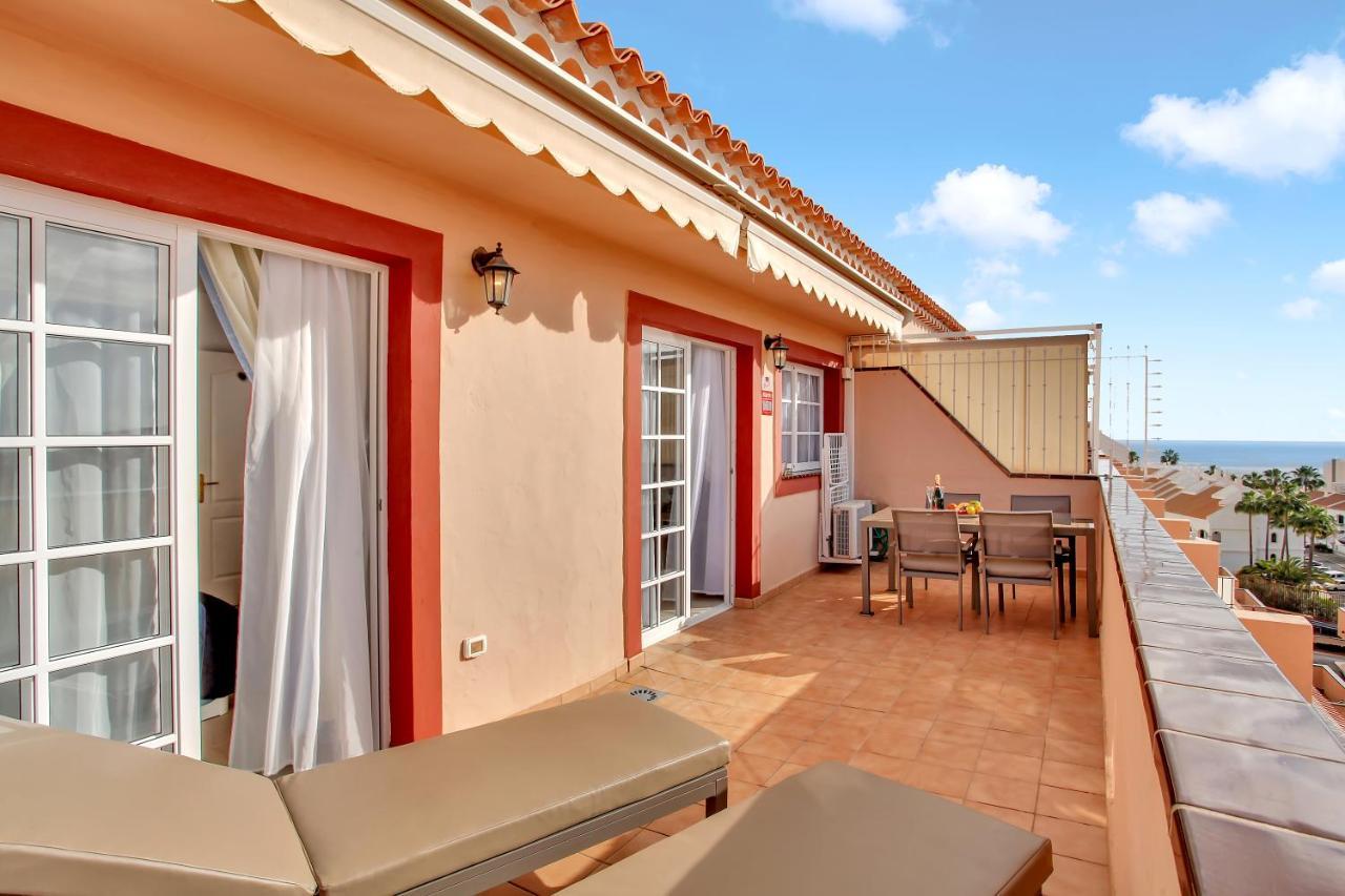 Top Floor, Sea View, Huge Terrace, Heated Pool, Garage Los Cristianos  Extérieur photo