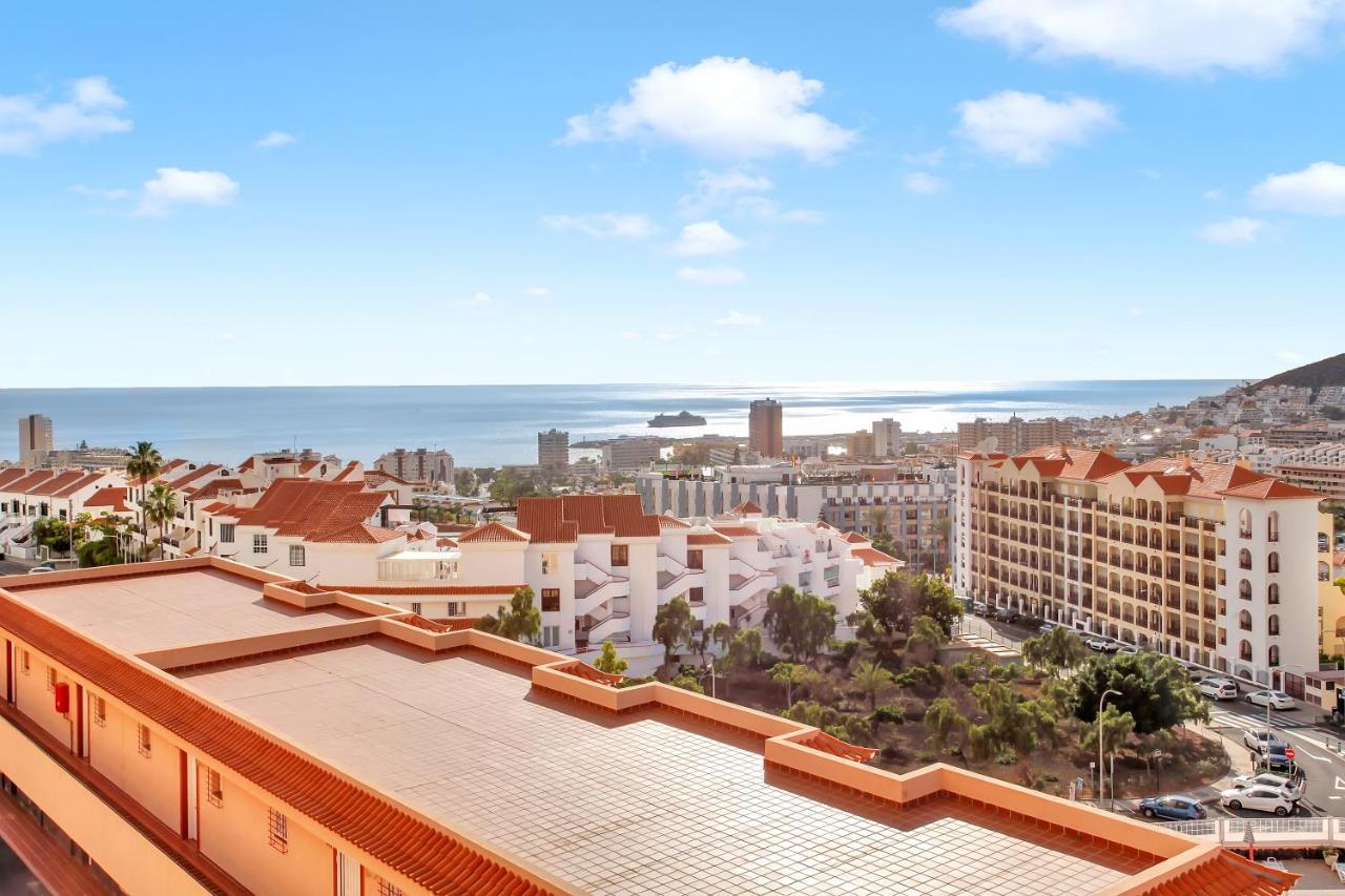 Top Floor, Sea View, Huge Terrace, Heated Pool, Garage Los Cristianos  Extérieur photo