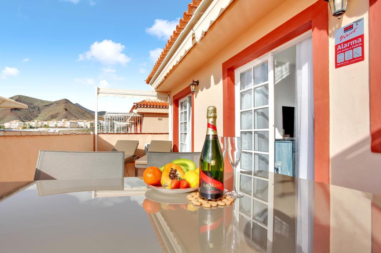 Top Floor, Sea View, Huge Terrace, Heated Pool, Garage Los Cristianos  Extérieur photo