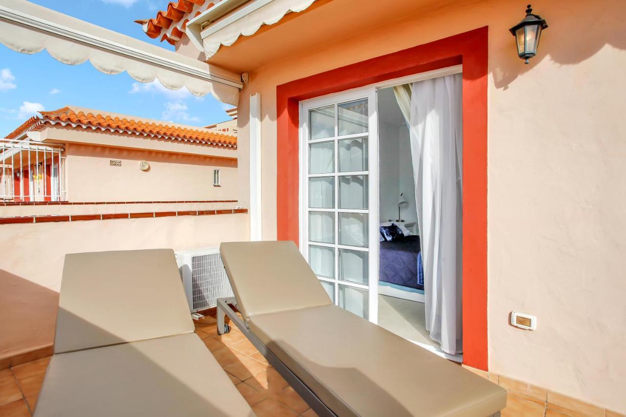 Top Floor, Sea View, Huge Terrace, Heated Pool, Garage Los Cristianos  Extérieur photo